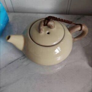 Simple Ceramic Teapot for Home Tea